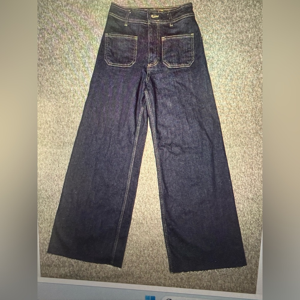 ZARA Marine Patch Pocket Slim Wide leg Jeans. Size 6